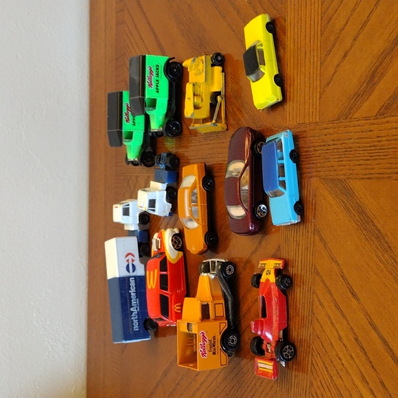 Matchbook and Hot Wheels Vehicles - Picture 1 of 5